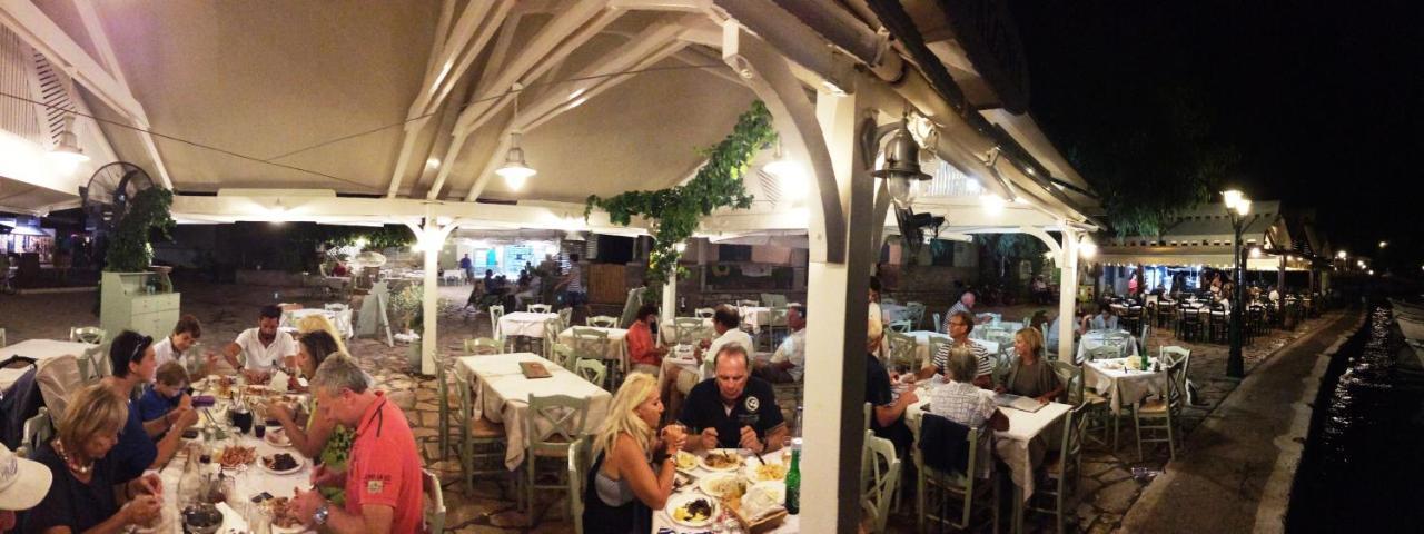 Steinturm Mit Dach-Terrasse Zwischen Fluss, Meer Und Gebirge- Spiti Pirgos Paralia Sergoulas المظهر الخارجي الصورة